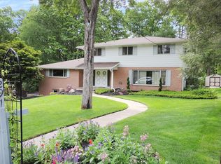 291 Ridgefield Rd, Endicott, NY 13760