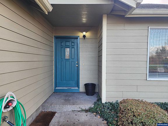3rd image of 1765 Salmon River St NW