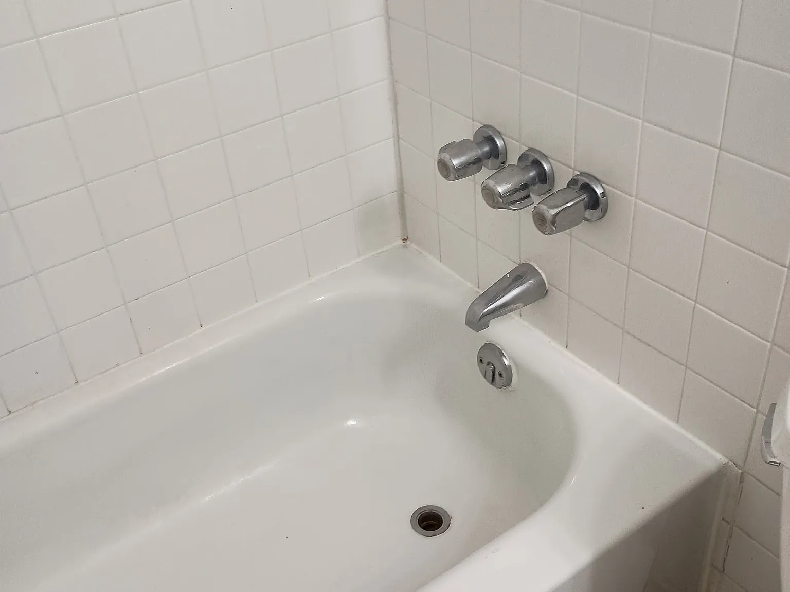 2 bed, 1100 sqft, $1,200 — Photo 3
