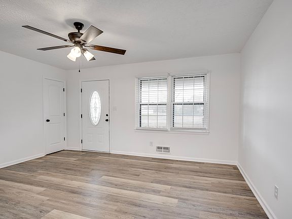 5th image of 216 Weldon Road