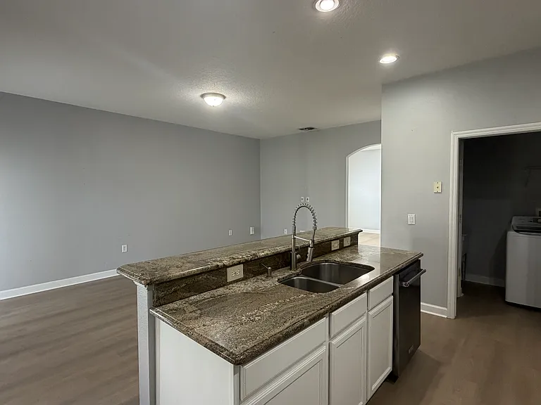 2114 Black Mangrove Dr — Photo 3