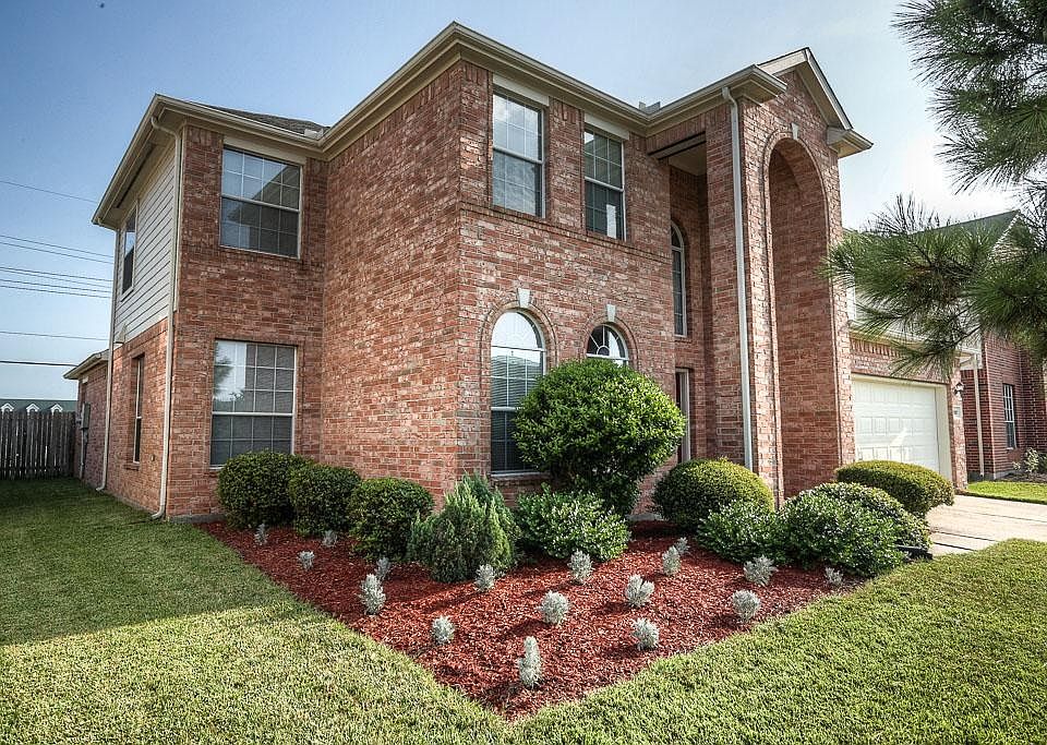 1st image of 5507 Thyme Ln