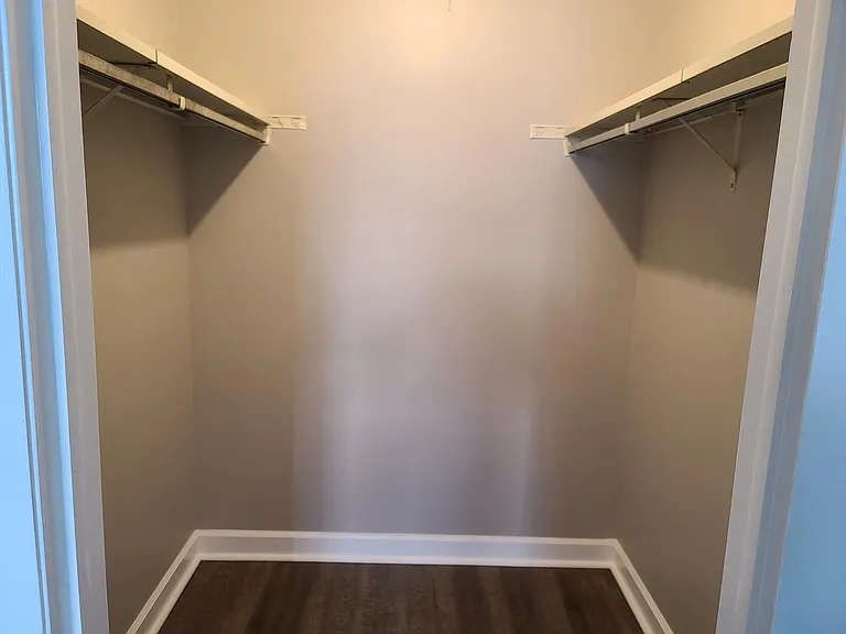 847 Oxford Pl #847 — Photo 7