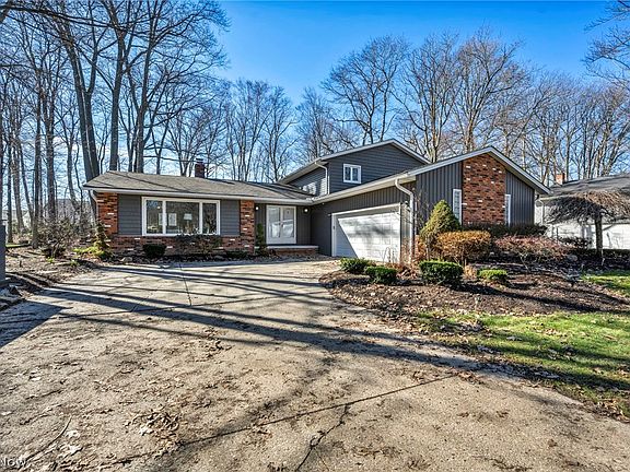 2nd image of 6458 Foxboro Dr