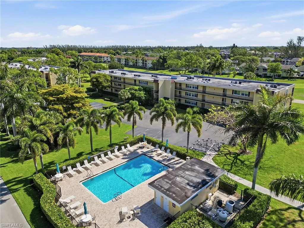 2 bed, 2.0 bath, 1000 sqft, $3,500 — Photo 3
