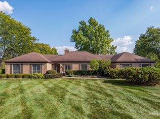 9N601 Santa Fe Trl, Elgin, IL 60124