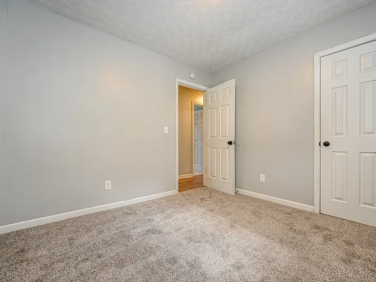 2093 Phillips Rd — Photo 12