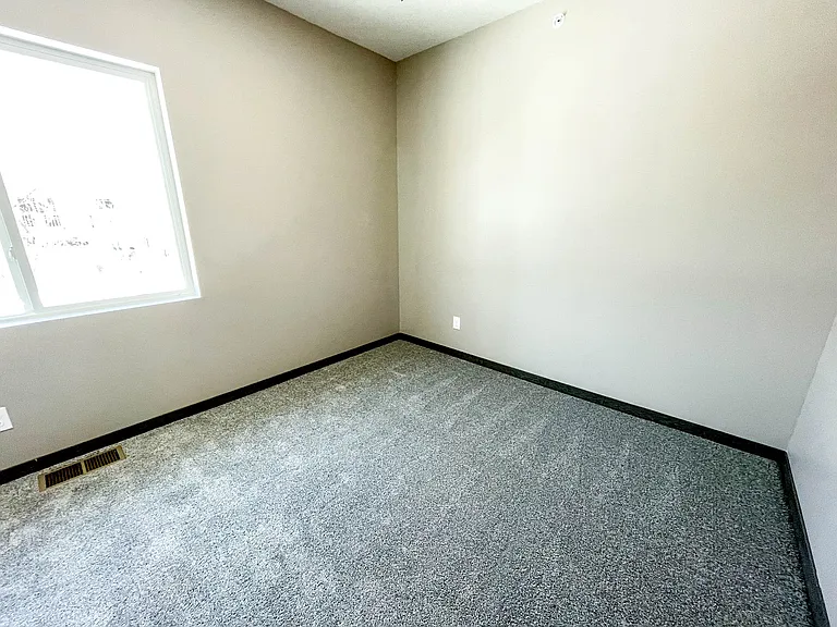 9520 Blacksmith Rd — Photo 12