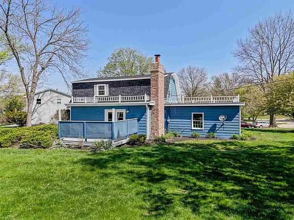 3rd image of 556 Mahaska Ct
