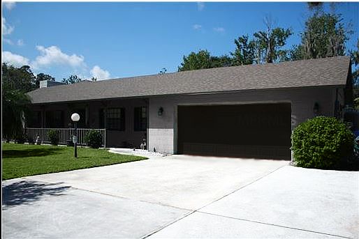 1st image of 1000 E Lake Shore Blvd