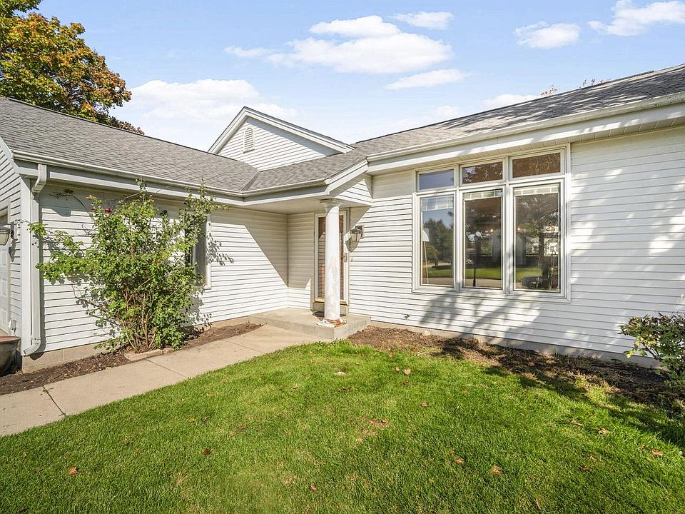 1st image of 747 Laureate DRIVE