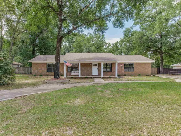 6015 Hamilton Bridge Rd, Milton, FL 32570