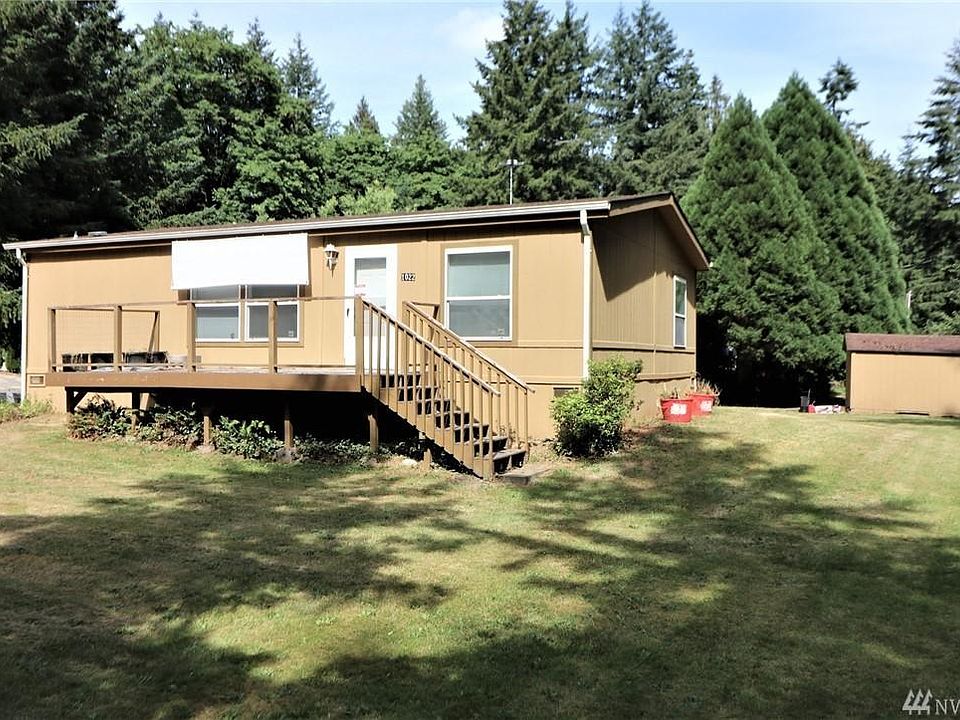 1st image of 1022 Clubhouse Ln SE