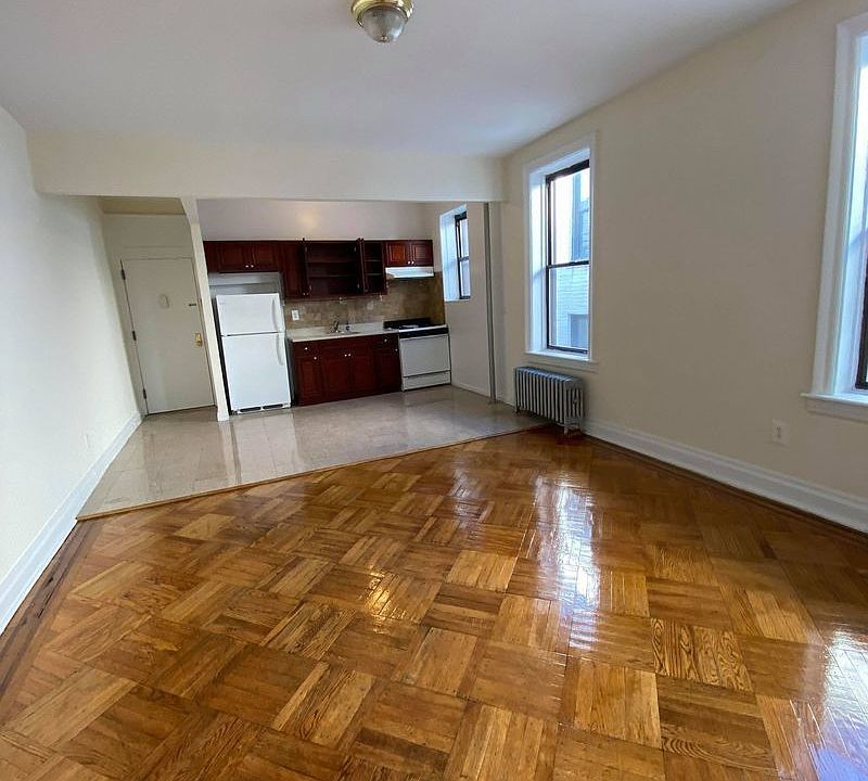 1st image of 7121 Fort Hamilton Pkwy #C1