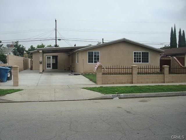 1st image of 12241 Dune St