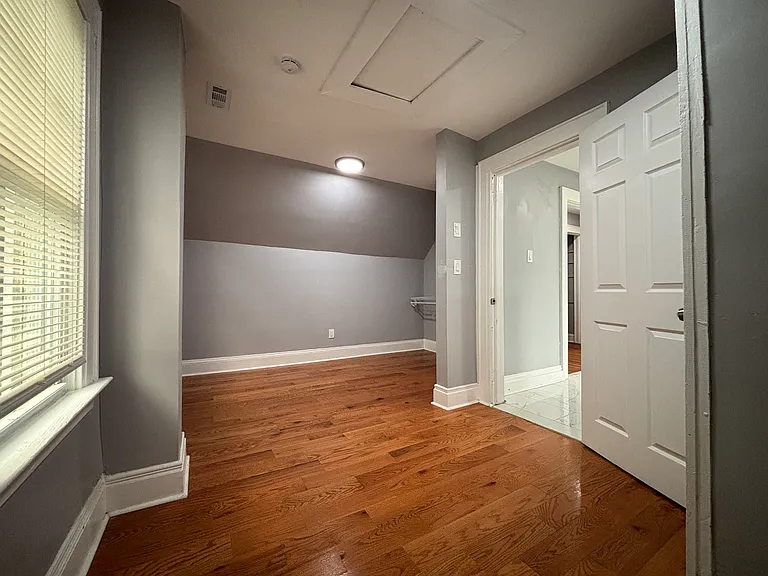 72 Rock St #C — Photo 8