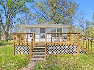8007 E 256th St, Freeman, MO 64746