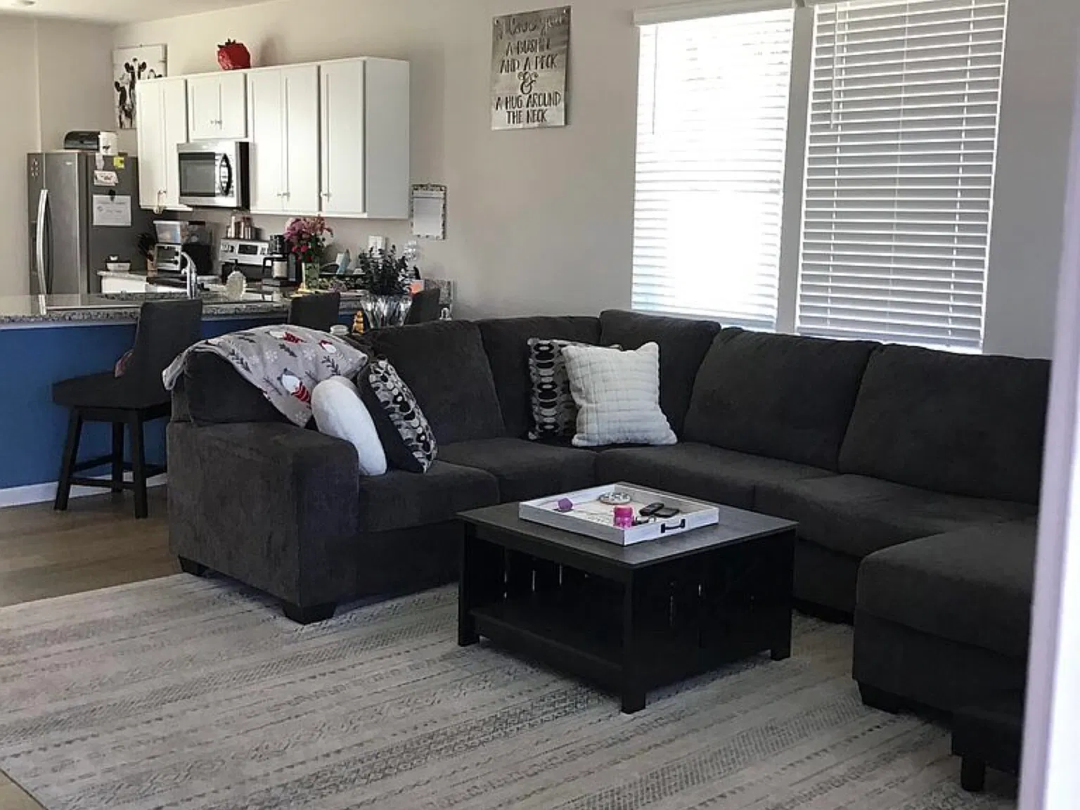 3 bed, 1432 sqft, $2,350 — Photo 3