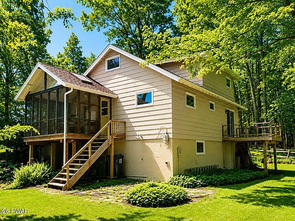 2nd image of 46 Summit Cir