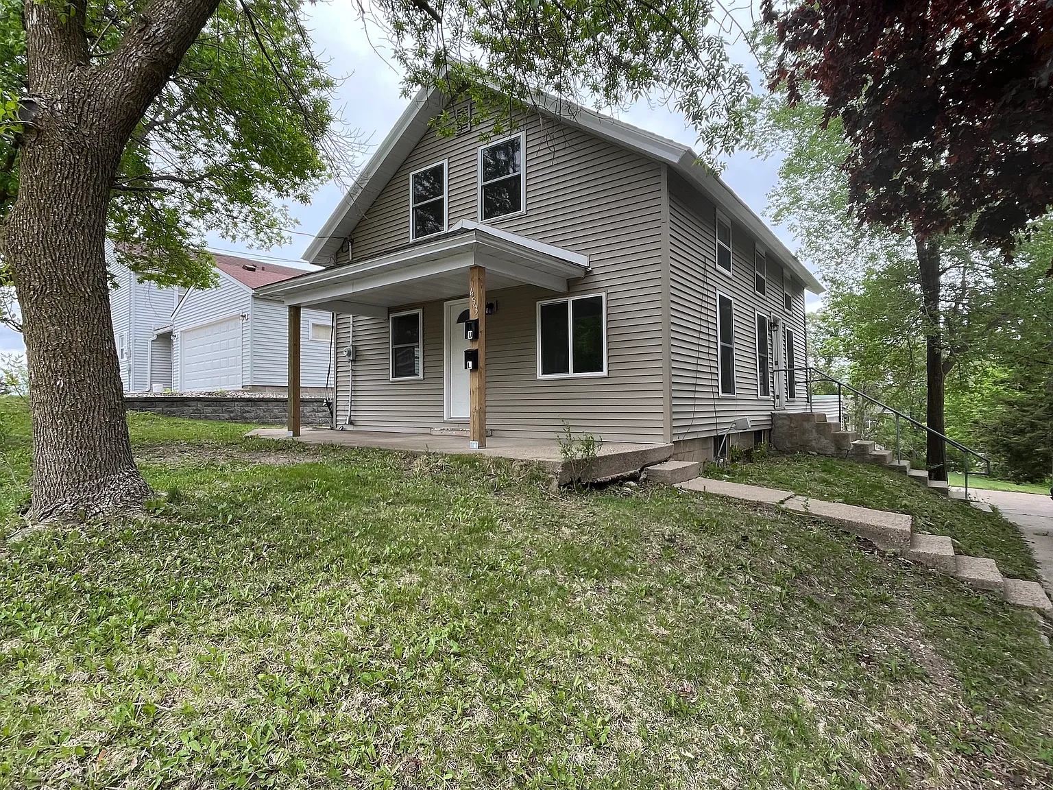 453 Mound St — Photo 1