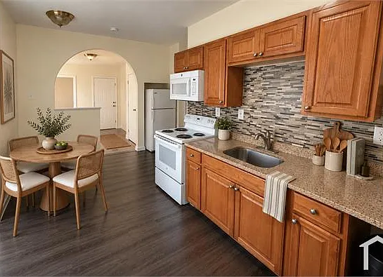 2 bed, 750 sqft, $2,800 — Photo 4