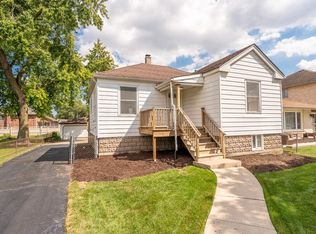 9729 S Merton Ave, Oak Lawn, IL 60453