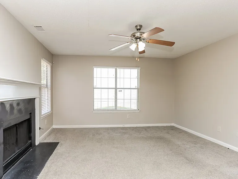 3317 Royal Springs Ct — Photo 5