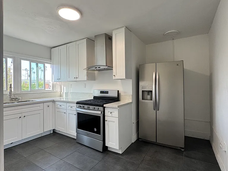 101 S Cordova St #3 — Photo 10