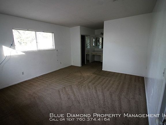 3rd image of 419 S Clementine St