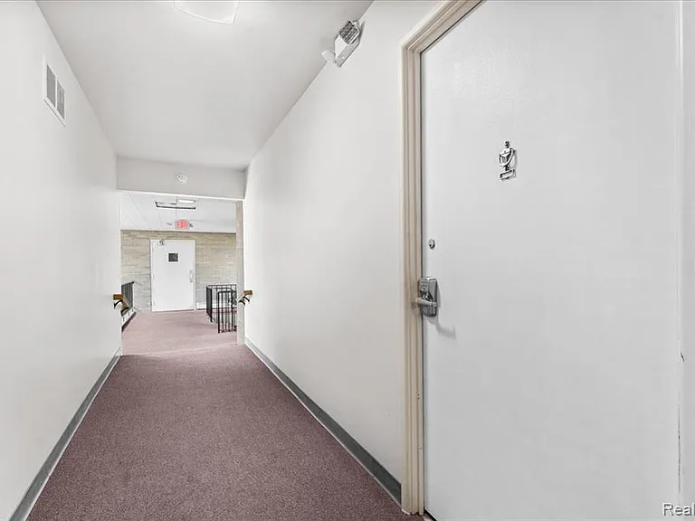 1545 Cherboneau Pl #41 — Photo 10