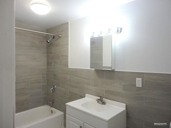 5th image of 509 E 24th St #3