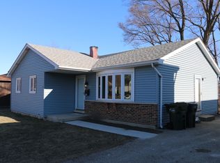 1311 N McAree Rd, Waukegan, IL 60085