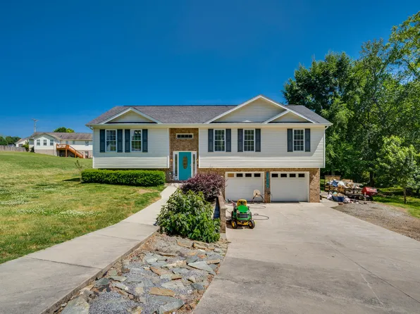 209 Meadow Springs Ln, Mt Carmel, TN 37645