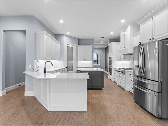 5th image of 1515 Malone Dr