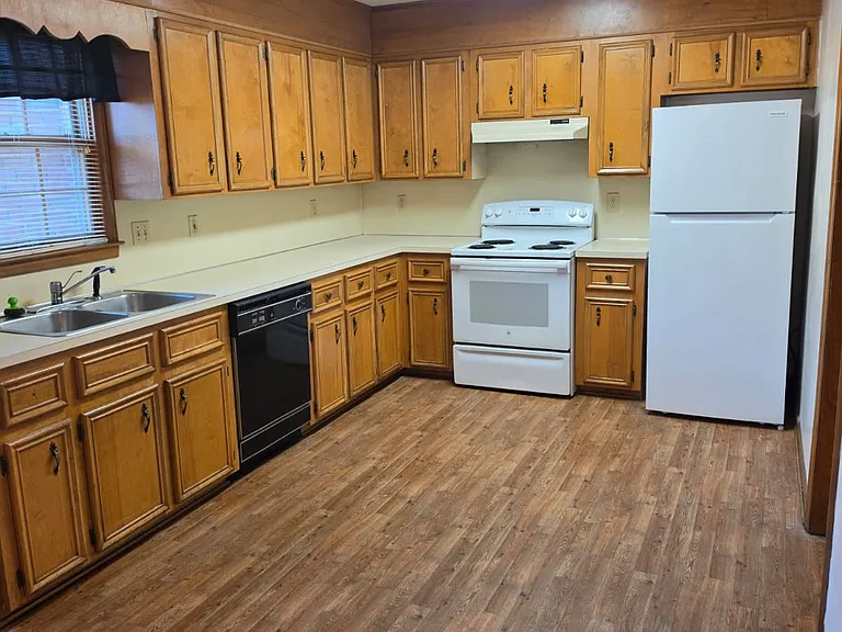 180 Glenwood Dr #1612 — Photo 20