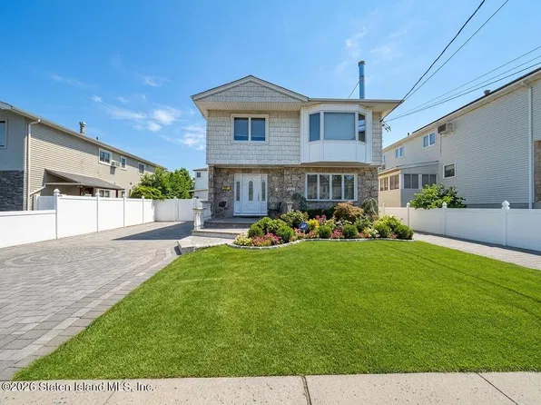 162 Stroud Ave, Staten Island, NY 10312