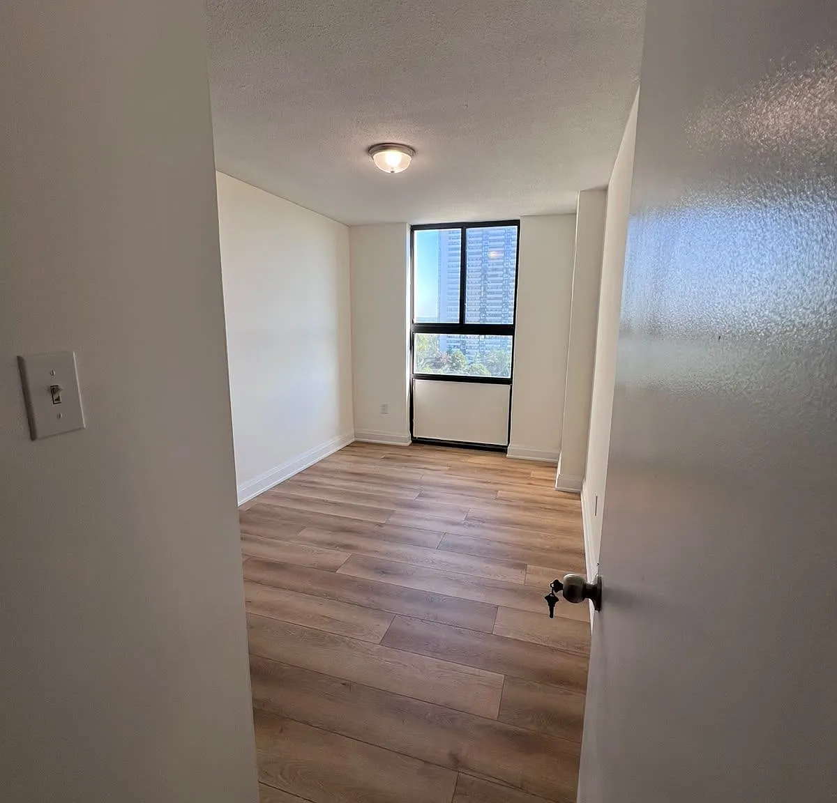 1 bed, $1,200 — Photo 3