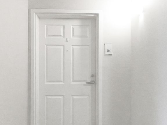 5th image of 160 S Hudson Ave Unit 305