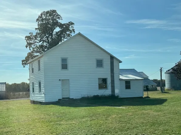 6908-2500 North Ave, Tampico, IL 61283