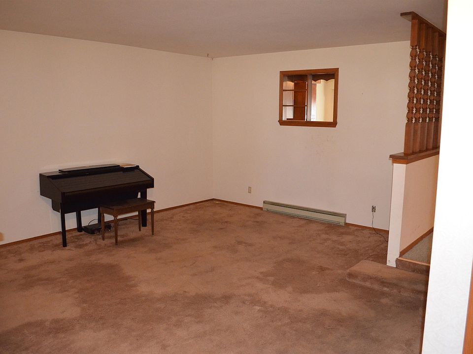 425427 East Ave, Belvidere, IL 61008 Zillow