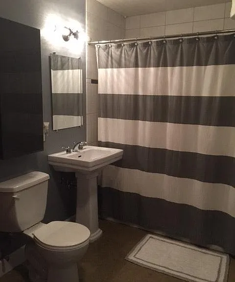 Spacious Bathroom