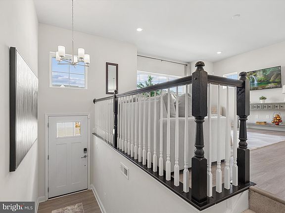 3rd image of 35065 Wright Way