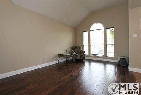 5th image of 3504 Ironwood Dr
