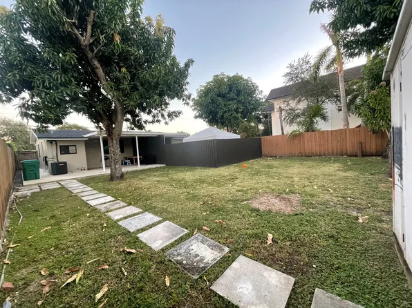 2148 NW 17th St #2150, Miami, FL 33125