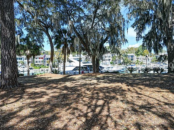 5th image of 4 Post Mill Rd