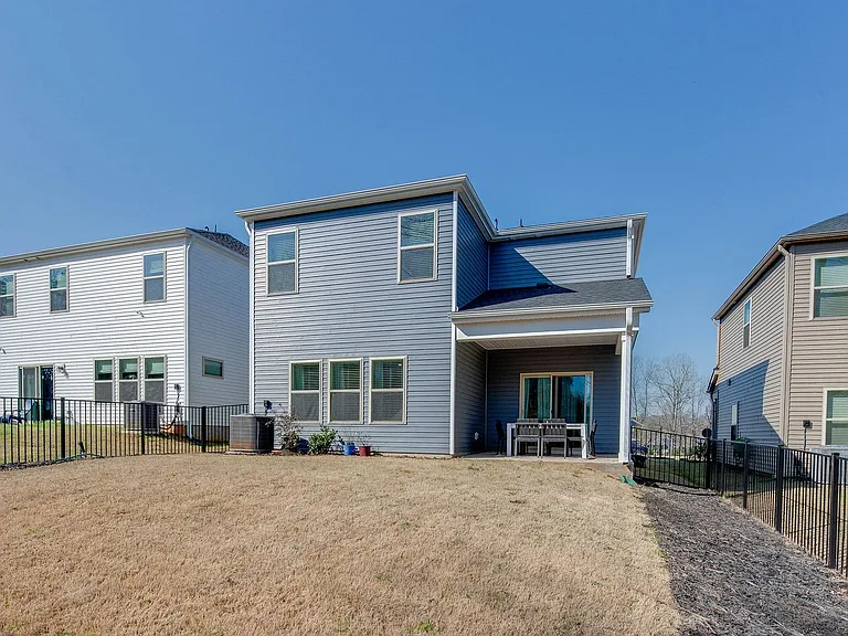 4009 Woodland View Dr — Photo 50