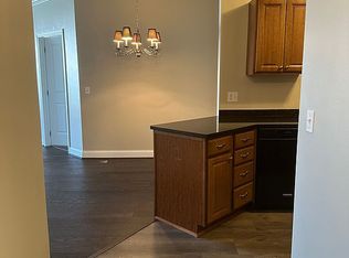 1818 Suncrest Vlg, Morgantown, WV