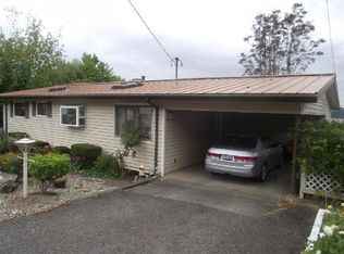 1623 Bayview Dr, Coos Bay, OR 97420