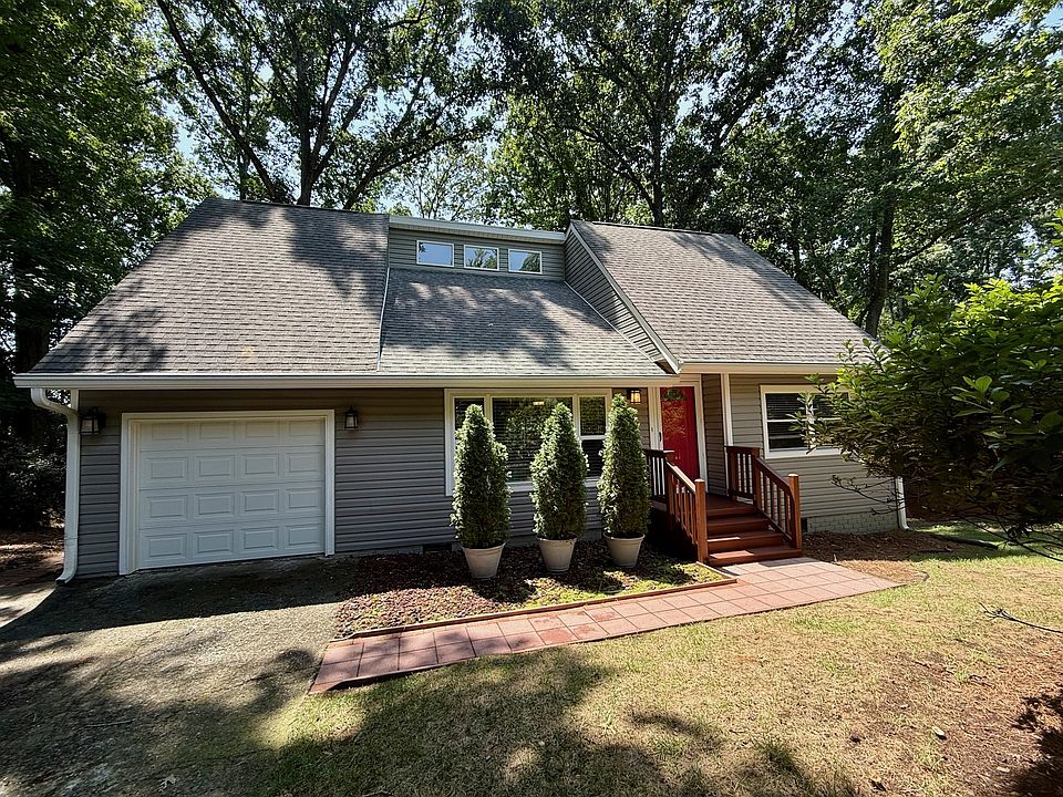 1st image of 9424 Fairway Ridge Rd