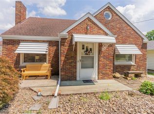 255 Grandview Ave, Hubbard, OH 44425